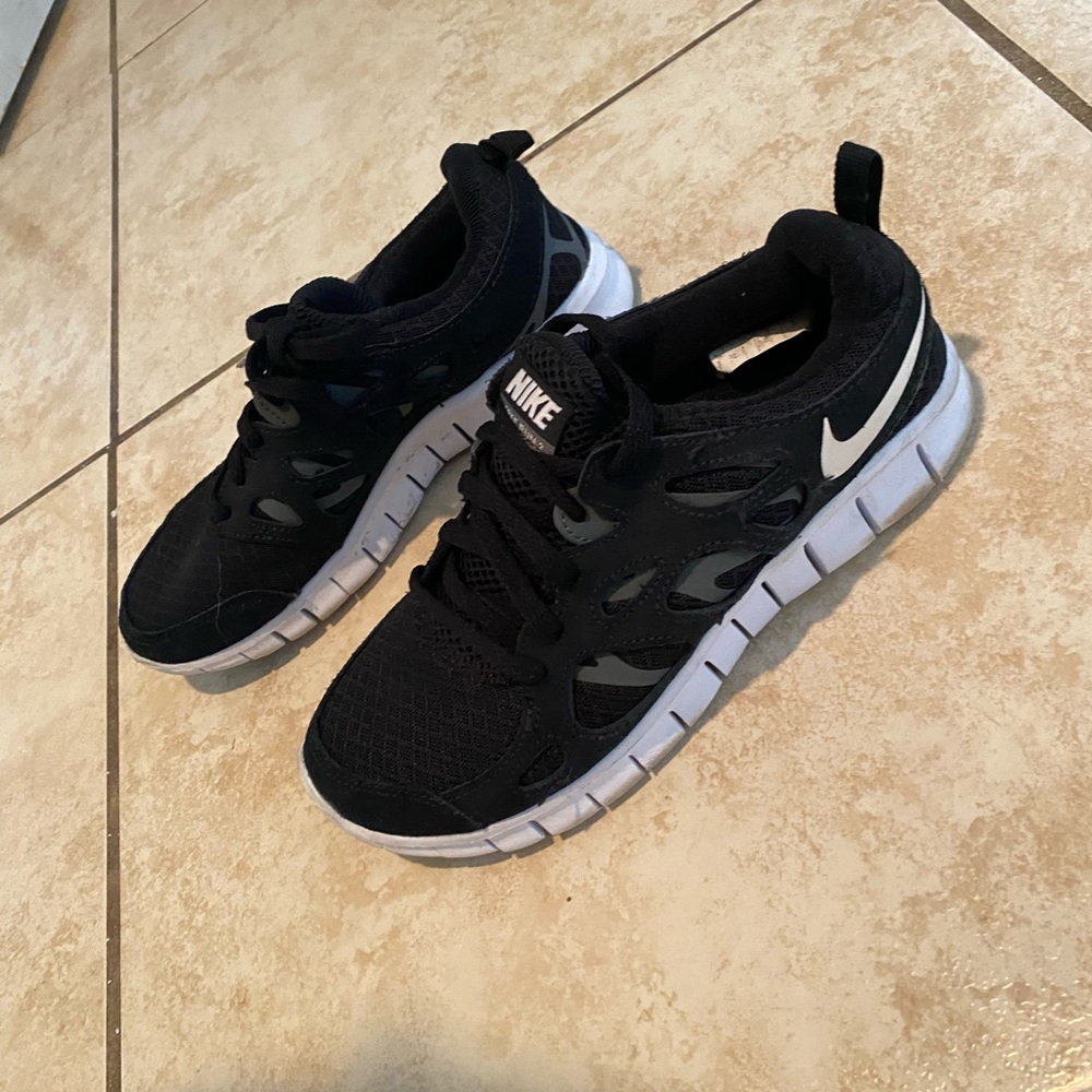 In very good condition Nike free runs